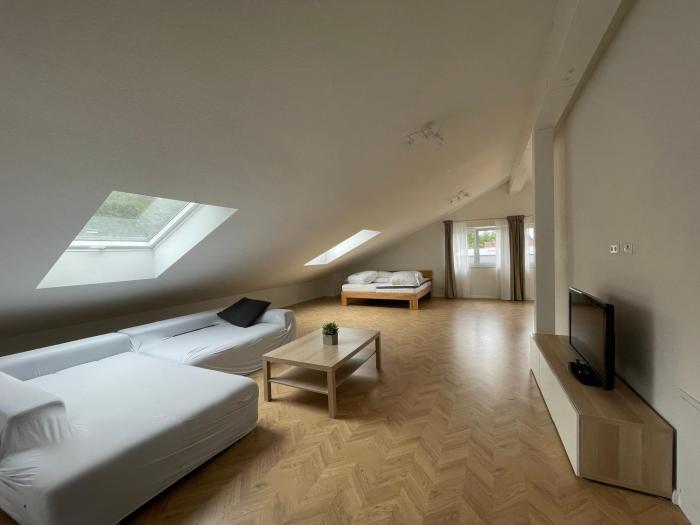 Zwischenstopp & Wohlfühlen - Neubau-Apartment mit Parkplatz & Küche