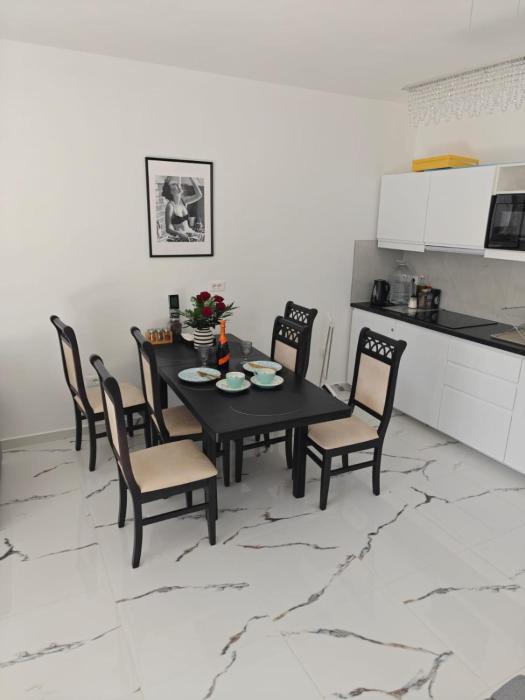 Polonia Sea View Apartments