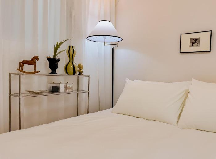 Jongro, Naksan Park, Bukchon Hanok Village, Gyeongbokgung Palace,명동10분