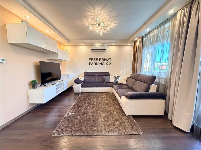 Local-Lux Premium Apartment- 2 Bedrooms Balcony -2 Private Parking