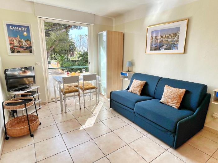 Studio LAzur, Sanary centre avec parking, Vue mer, Climatisation