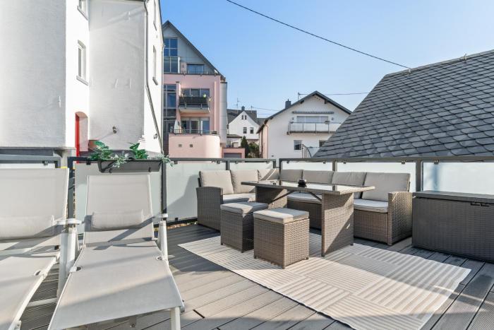 HOMEBASE am Schloss - Perfekt für Gruppen - 4 Apartments - 1 Haus
