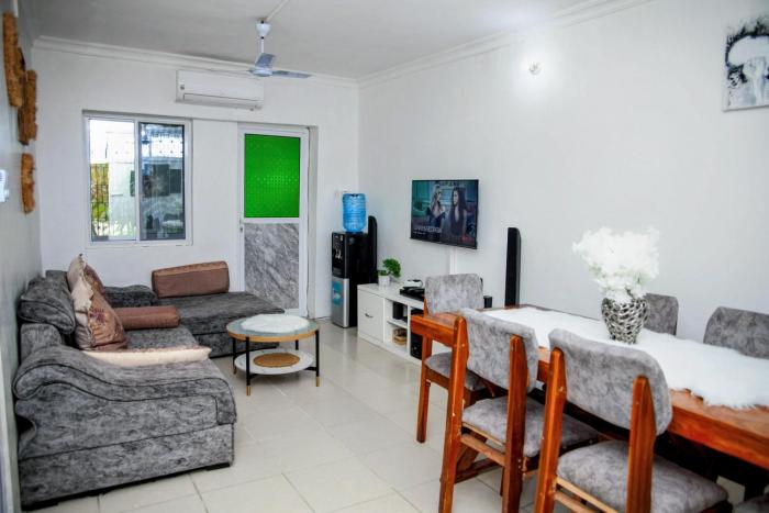 Annex Sarova Homestay 2 BR Apartment near Stone Town