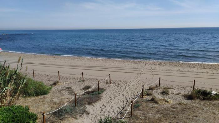 Beach Pealr - La Cala de Mijas - On the beach
