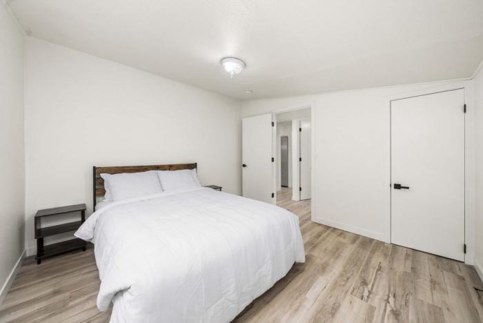 Cozy 3BR Home - Laundry and Parking - FIFA Ready