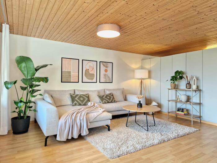 Lakeview-Apartment - Komplette Wohnung mit Seeblick an ruhiger Lage