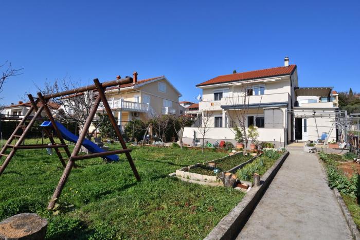 Apartment By the sea