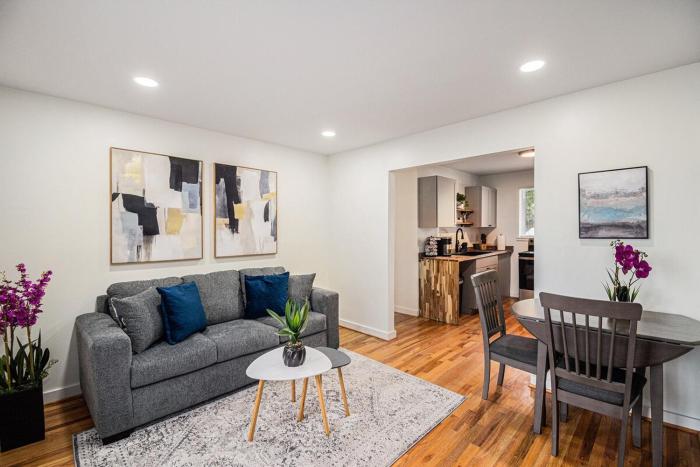 Cozy Luxe 2BR Apartment