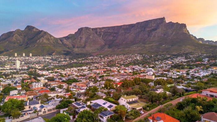 Cozy 2 Bedroom Haven Kloof Nek