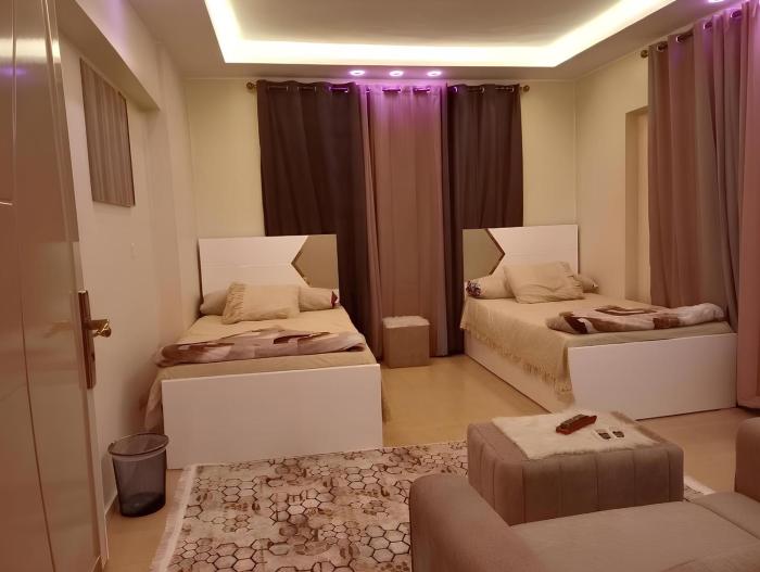 شقة فندقية بغرفتي نوم في المهندسين في موقع مركزي مميز