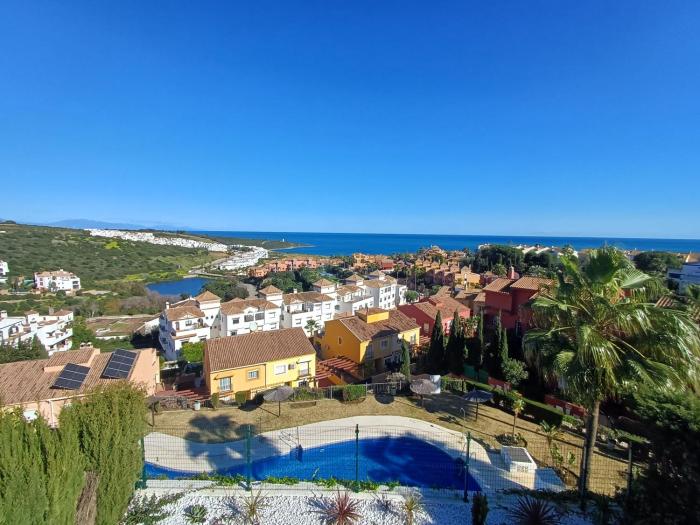 Alcaidesa Villa, 6 rooms, pool and golf