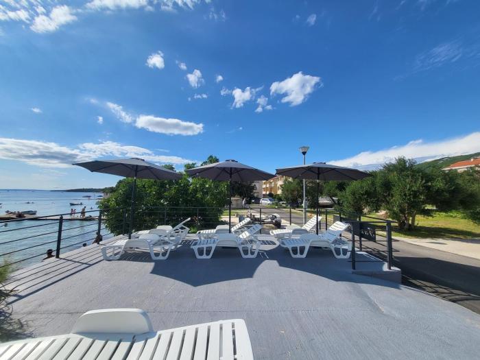 Double Room Banjol 2008b