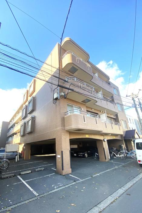 メープル桑園駅202