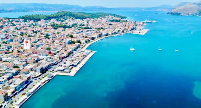 Central Luxurious Retreat