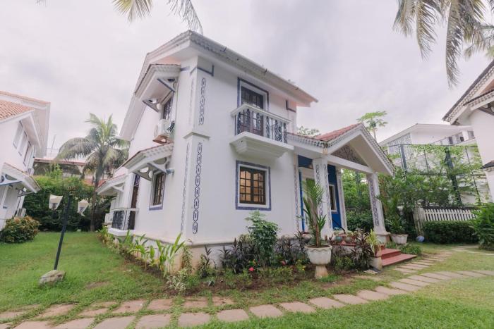 Arpora Lagoon Villa 3BR by Da Alohas w Restaurant