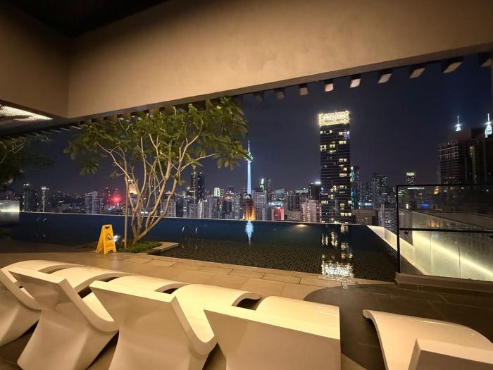 Axon Suites with Infinity Pool Kuala Lumpur