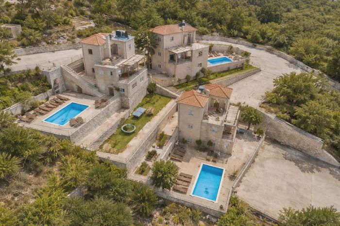 Great Escape Villas Panoramic Sea View, 3 Private Pools & BBQ Areas