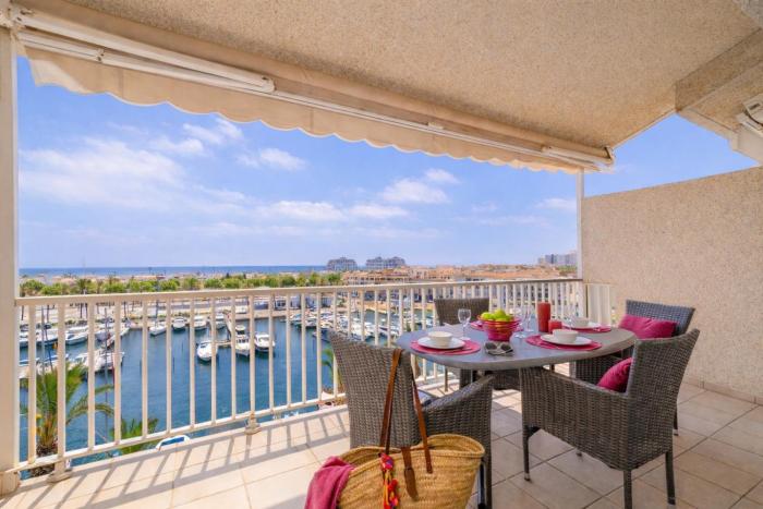 Apart-rent Penthouse Port Grec 0160