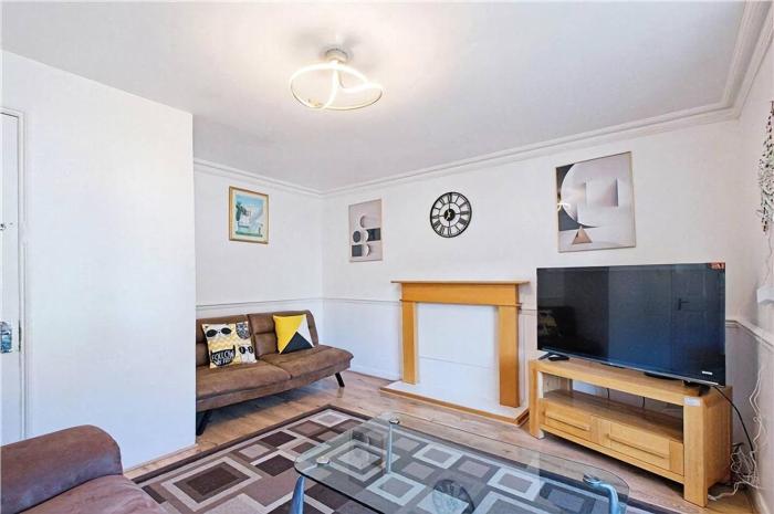 Apartment - Sleeps 5 - Private Garden
