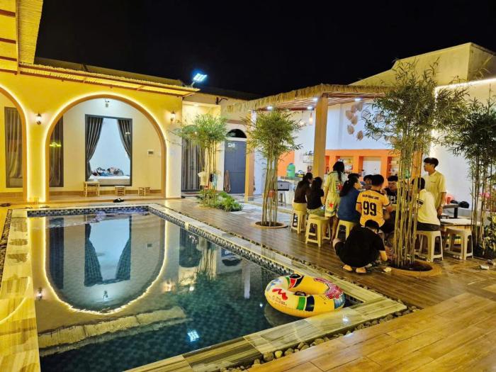 Villa Cách Trung Tâm Làng Chài 80m