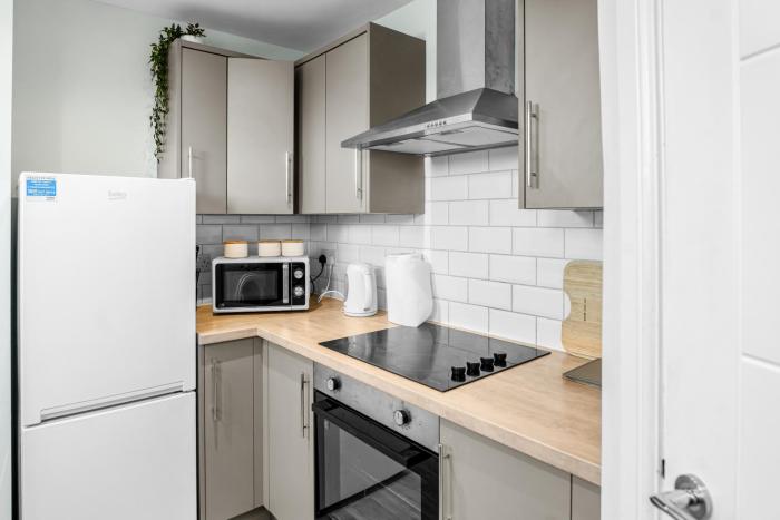 Family-Friendly Chorlton Apartment with Free Street Parking