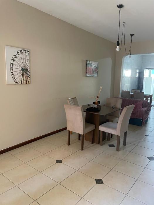casa tres quartos condominio aeroporto lazer praias mercados a poucos minutos