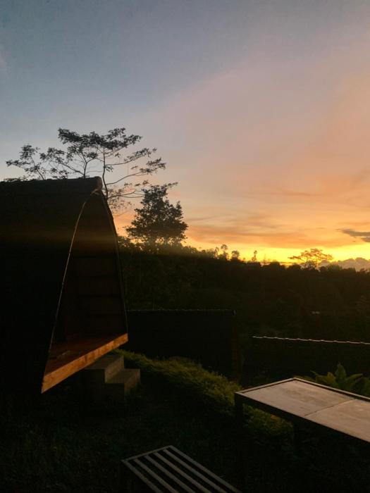 Giri Garden Sunset Glamping