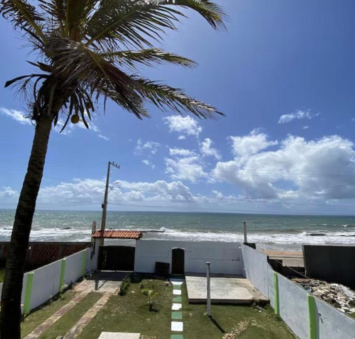 Casa em Jauá à beira mar