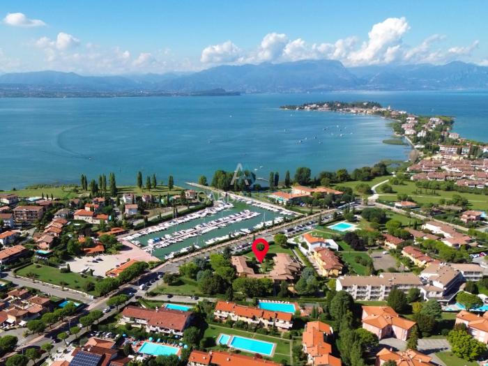 Golden Lake - vivi Sirmione a due passi dal lago