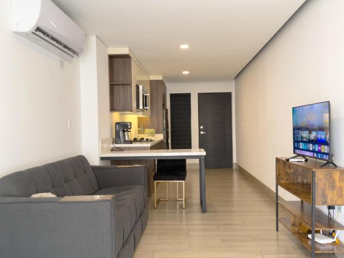 Dpto cerca de UANL, Ternium y el metro