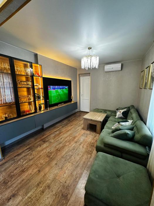 Apartaments With 3 Rooms 100m from Sea