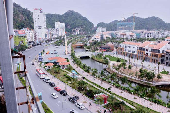 Cat Ba Bay Vision Hotel