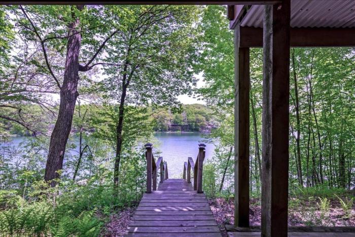 Cozy Lake House with Fireplace, Views, Close to Skiing!