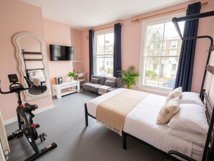 41 Home Near Kings Cross and Angel