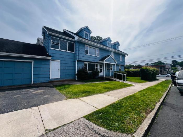 Spacious 5-Bedroom Family Home