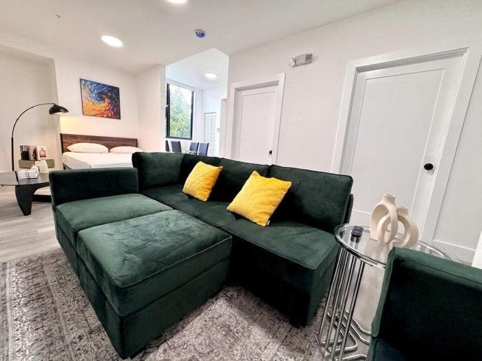 Miami Studio Unit Near Brickell & Close to Beach