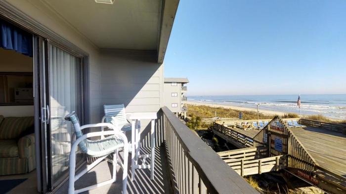 Oceanfront 1BR • Updated Balcony • Cherry Grove • Sea Cabin 206-A