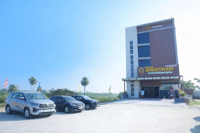 Hotel Amirtham