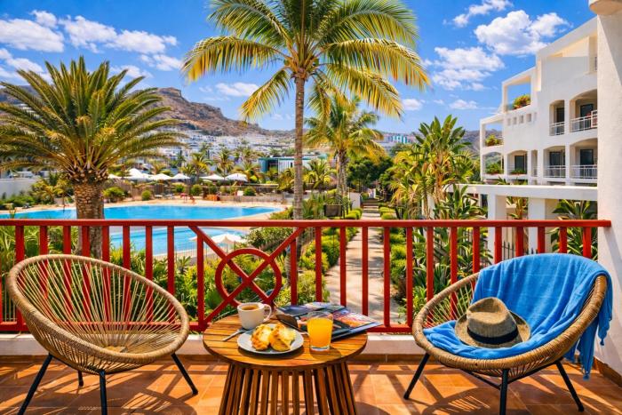 Sunny Playa del Cura