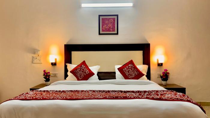 JASHN ROYAL SUITES Near Apollo Hospital Jasola, New Delhi