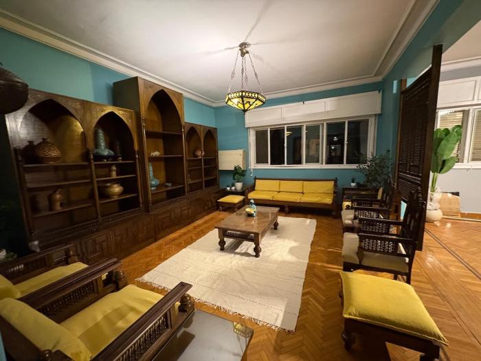 Nile-view 3-BDR Arabesque apartment