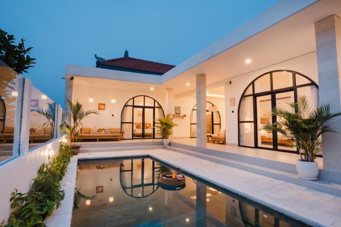 6 mins to La Brisa, Dream Stay Canggu No 2