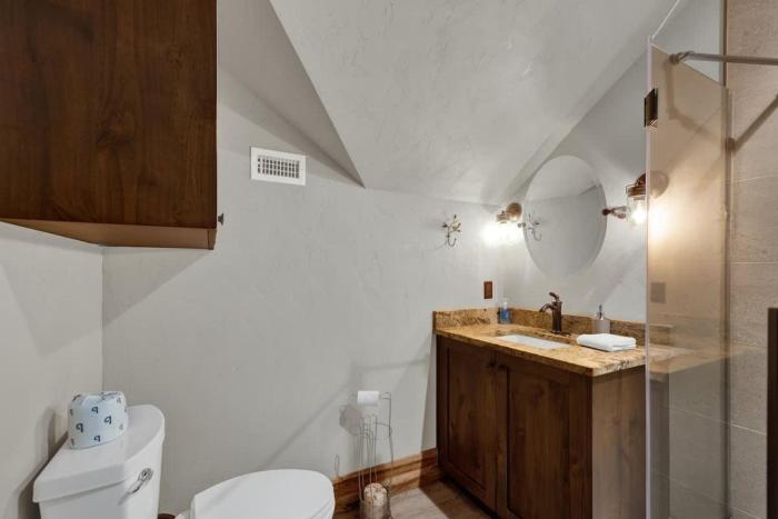 West End Luxury Retreat with Resort Style Pool and Hot Tub!