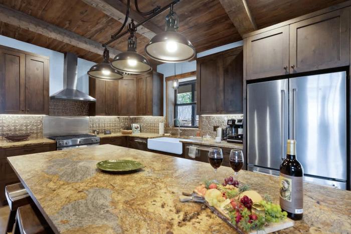 West End Lodge Resort Style Pool!