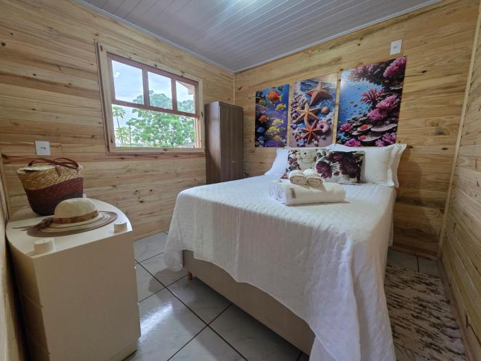Cantos de Torres - Casa com 02 Quartos Ar Condicionado Próximo a Praia da Cal