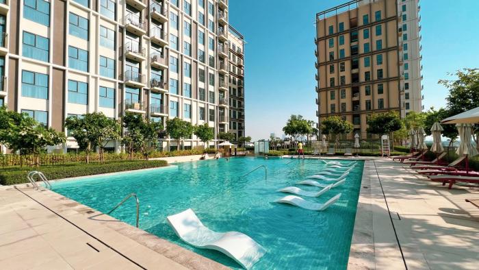 Stylish One Bedroom Apartment Dubai Hills Near Mall and Park