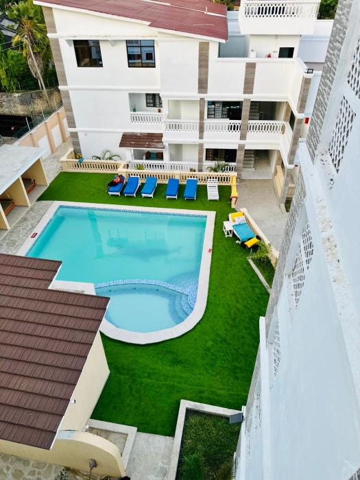 2br getaway near Diani beach with a pool & ceiling fan