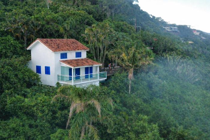 Casa Rocha - Beach House in Florianópolis