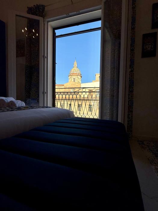 Yell-O Ballarò - Market View & Quiet Stay