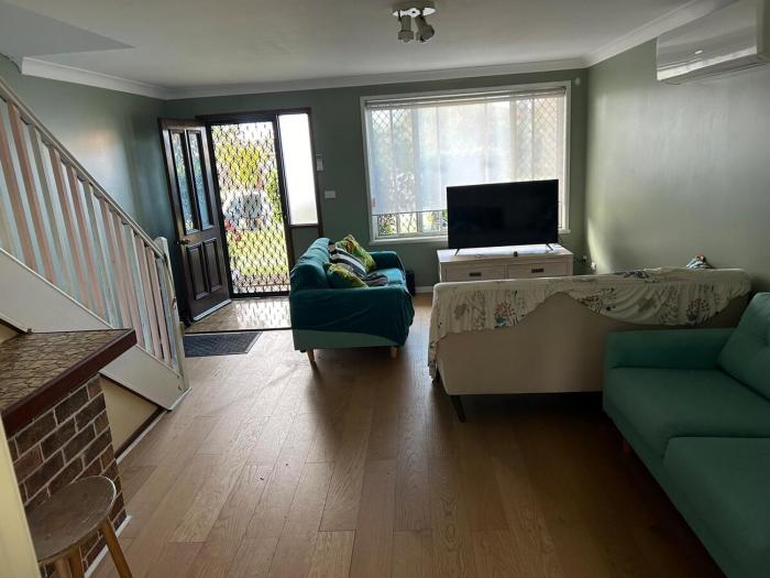 Town House in Tuncurry